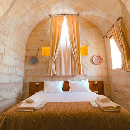 Logos Cave Cappadocia ホテル *
